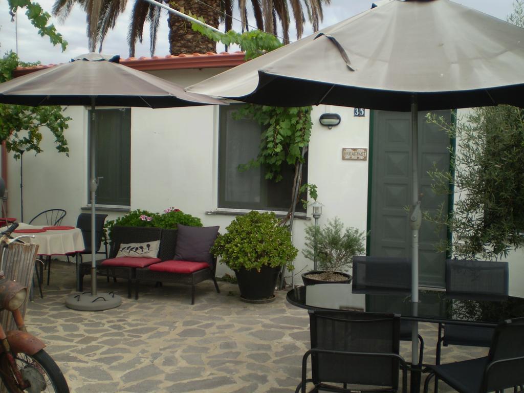 Il Giardino Di Emilio Bed & Breakfast Marrùbiu Cameră foto